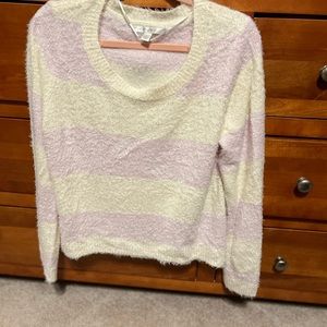 💕🌼Lauren Conrad woman’s sweater size large